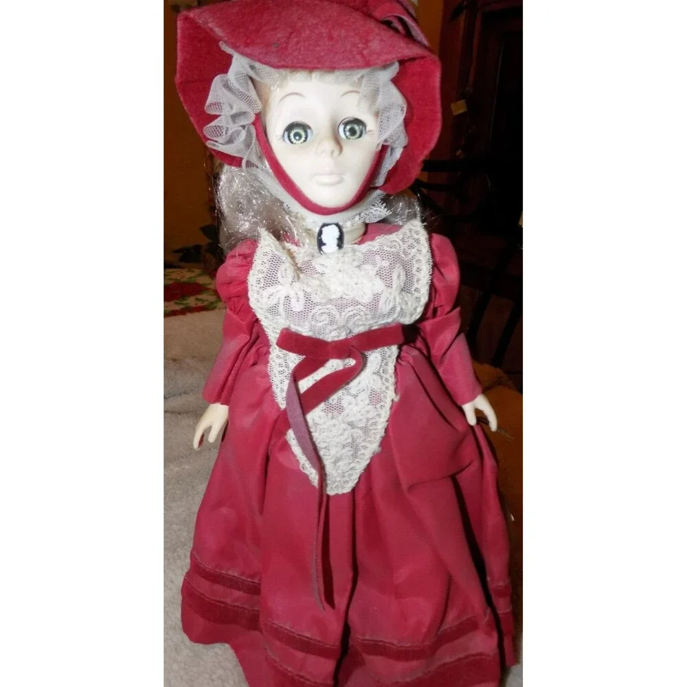 Vintage Effanbee Currier & Ives Plymouth Landing doll